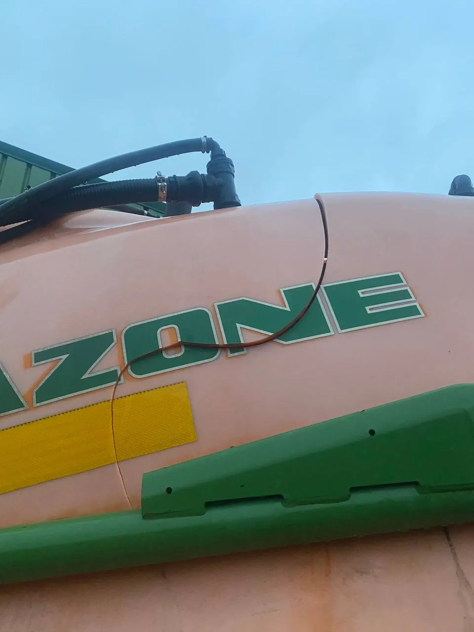 Nádrž postřikovače — Amazone UX5200