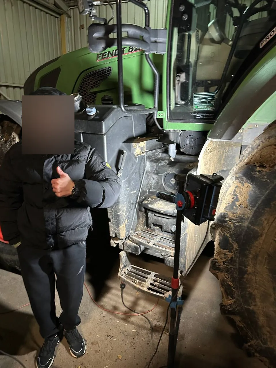 Palivová nádrž — Fendt 826