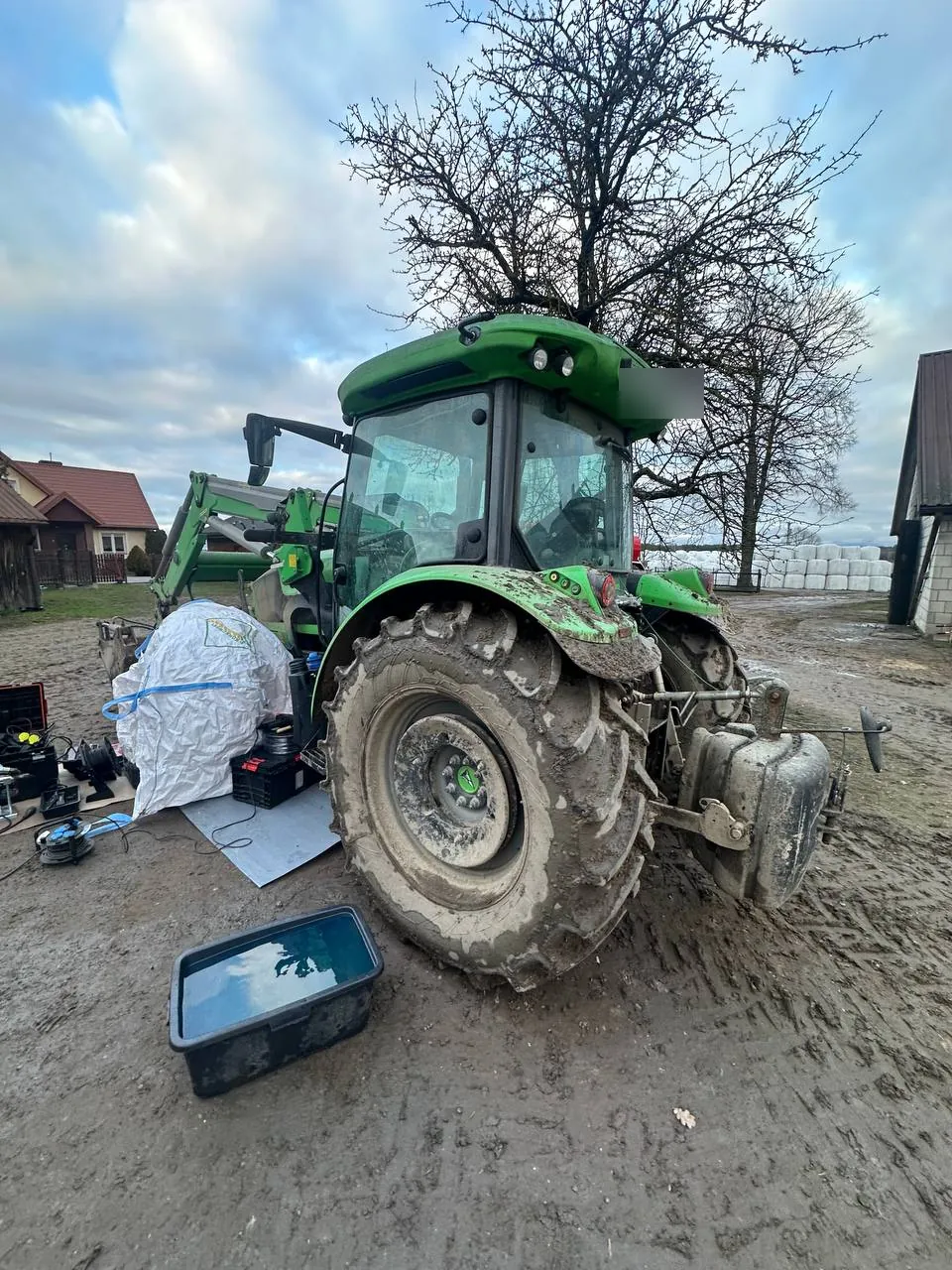 Palivová nádrž — Deutz Fahr