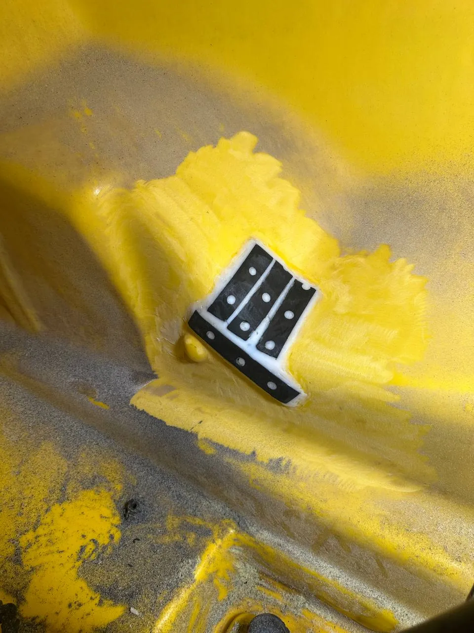 Fotografie 13 z opravy — Oprava nádrže postřikovače John Deere 740