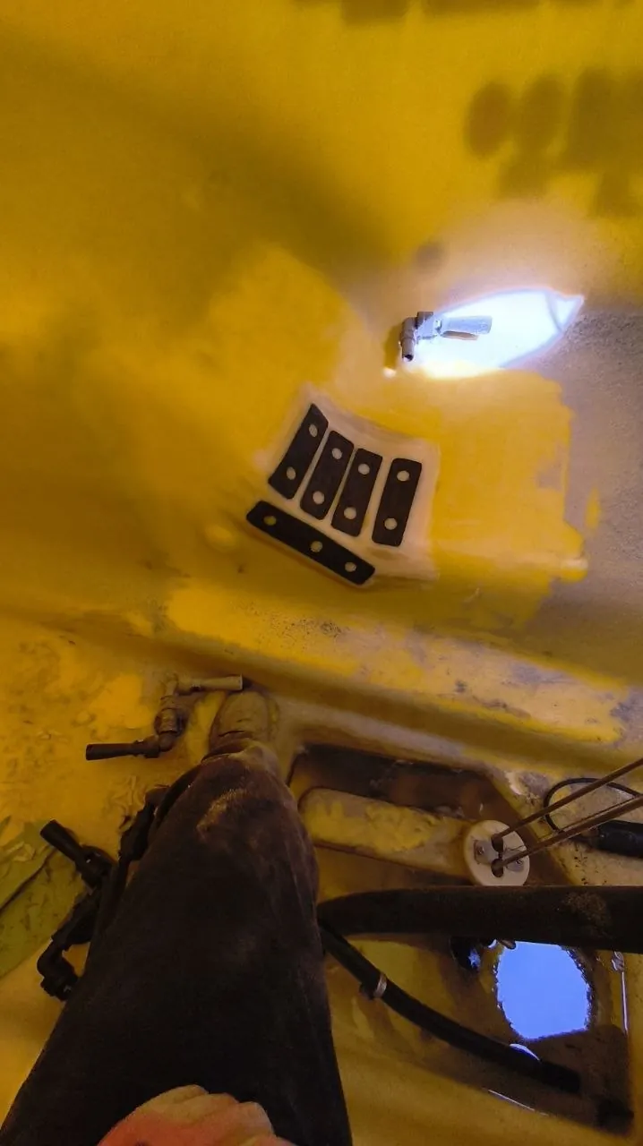 Fotografie 15 z opravy — Oprava nádrže postřikovače John Deere M740