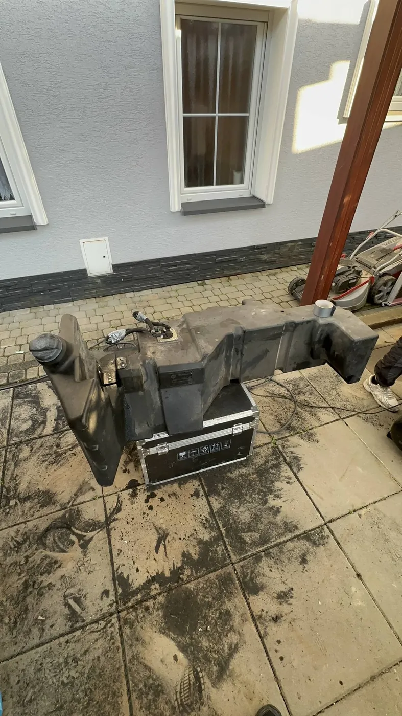 Fotografie 10 z opravy — Oprava palivové nádrže Massey Ferguson — červen 2026
