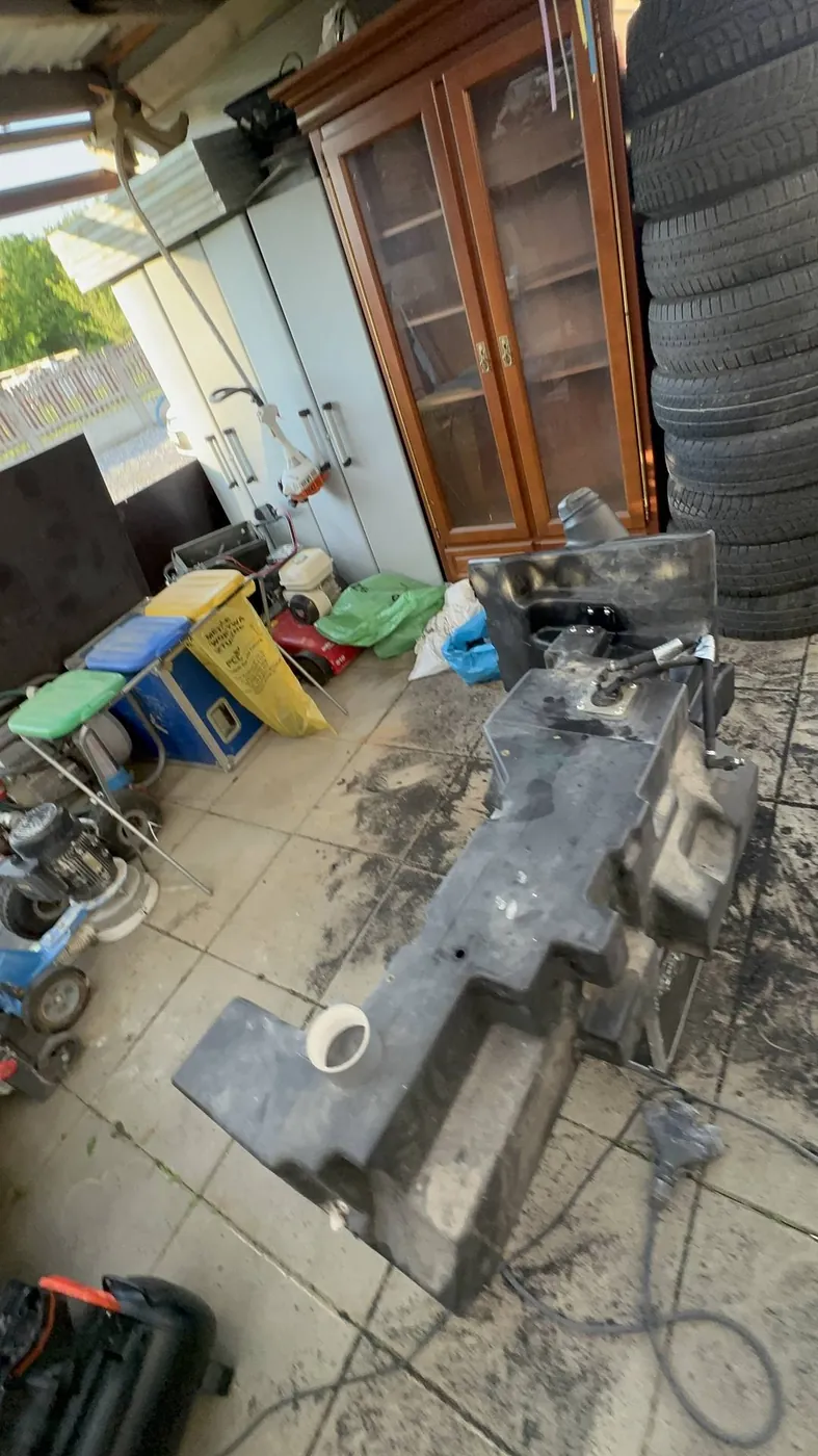 Fotografie 15 z opravy — Oprava palivové nádrže Massey Ferguson — červen 2026