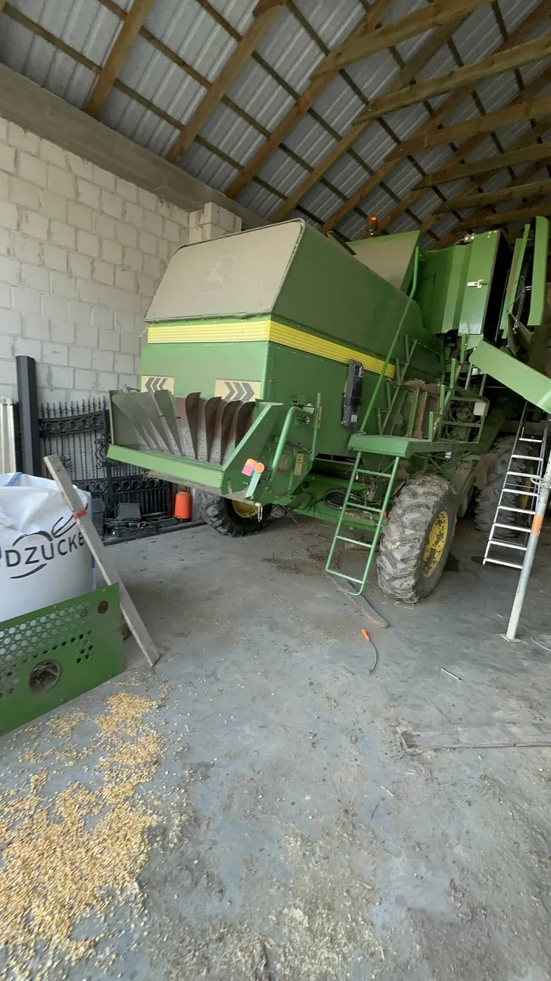 Palivová nádrž — John Deere 1450