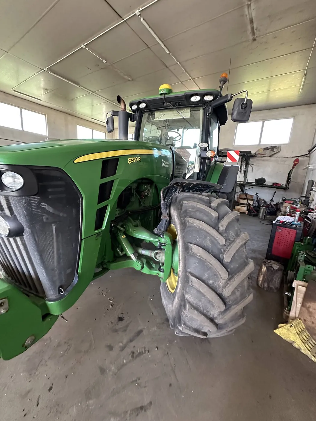 Fotografie 9 z opravy — Oprava palivové nádrže John Deere 8320R