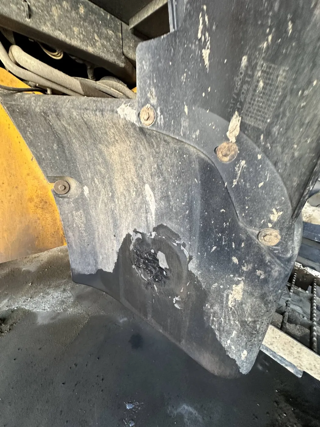 Palivová nádrž — JCB 3CX