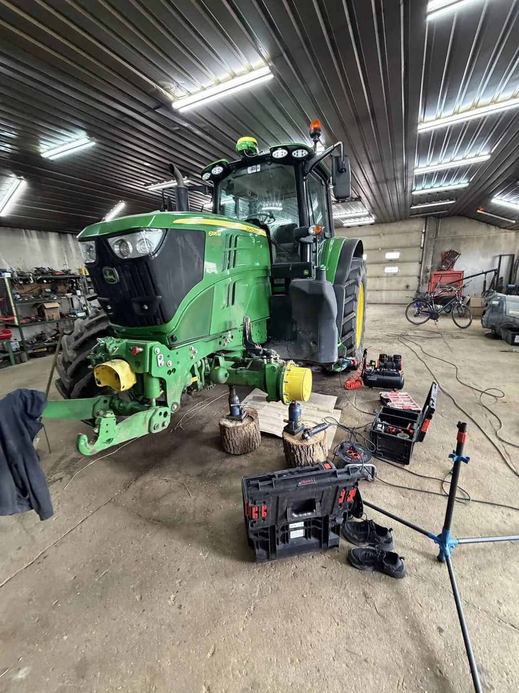 Fotografie 7 z opravy — Oprava palivové nádrže John Deere 6195M