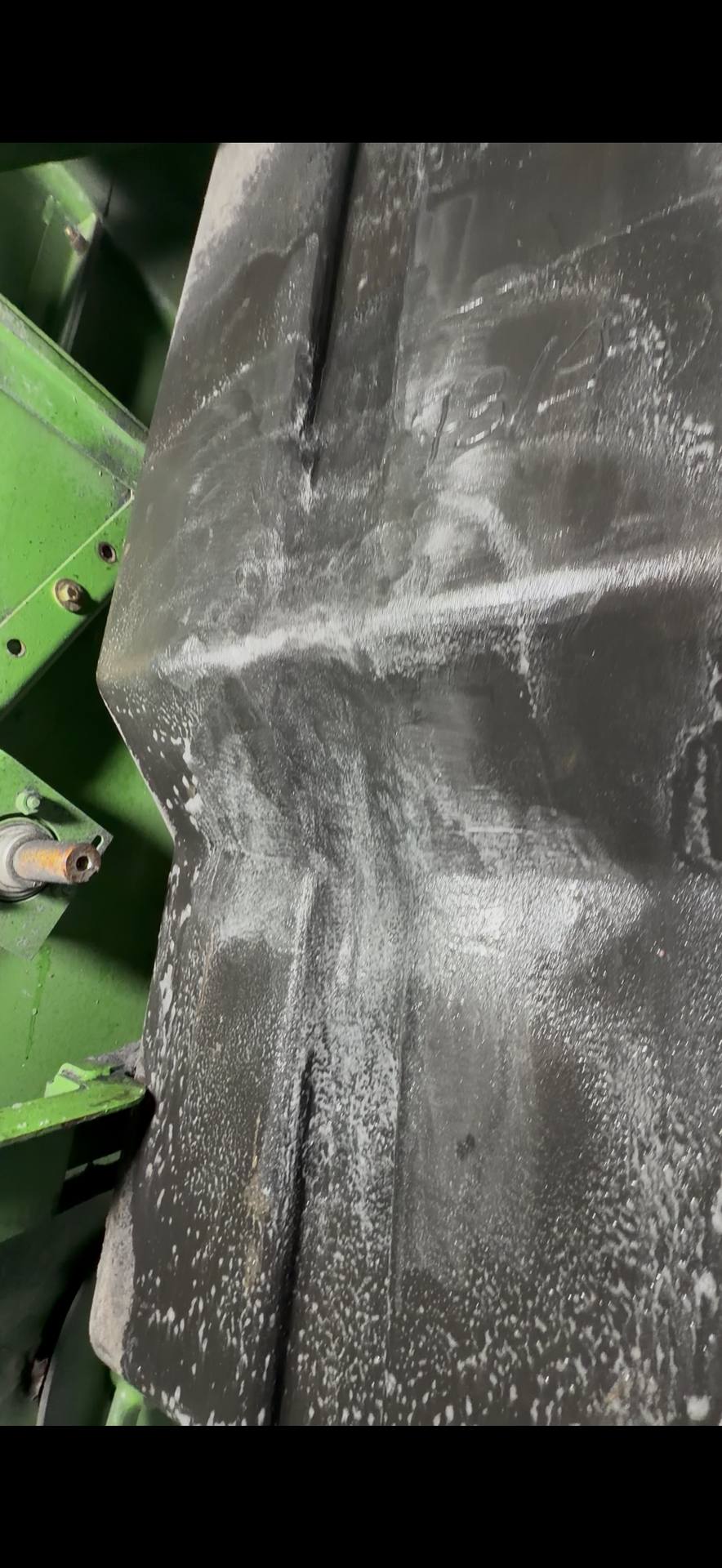 Fotografie 14 z opravy — Oprava palivové nádrže John Deere 1550