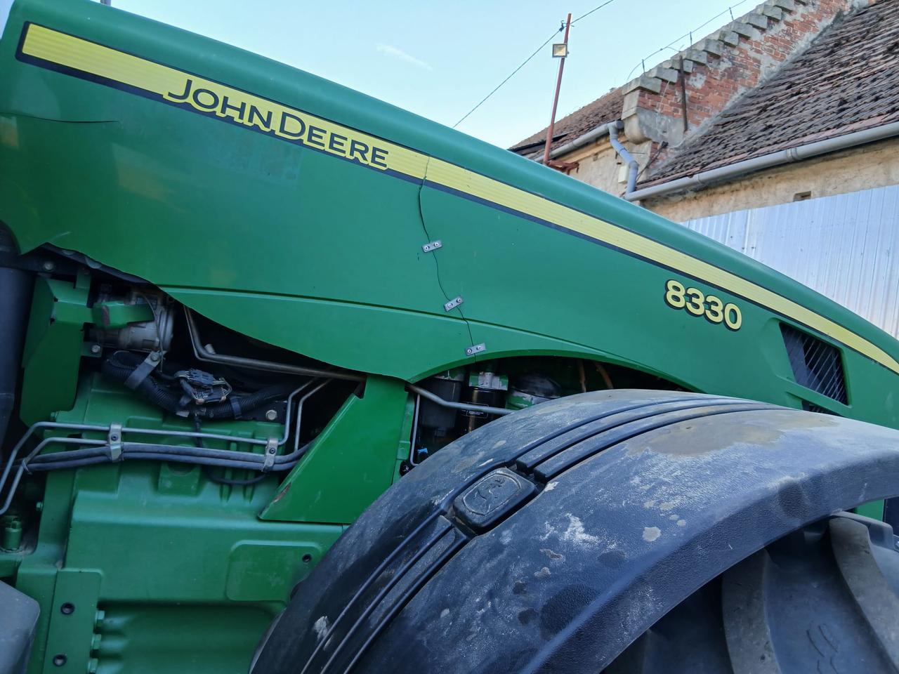 Fotografie 3 z opravy — Oprava palivové nádrže John Deere 8330