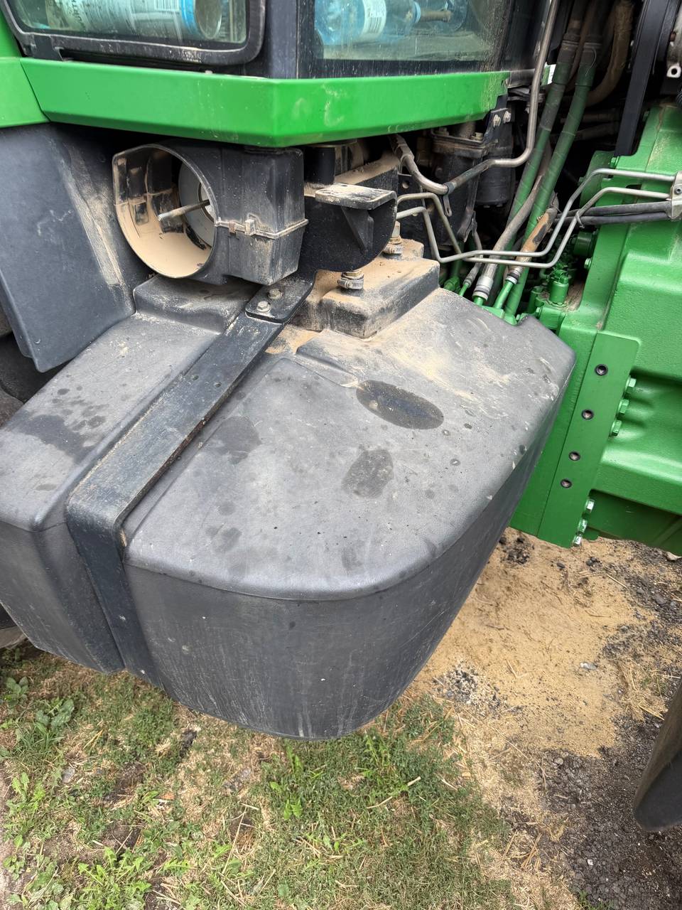 Fotografie 11 z opravy — Oprava palivové nádrže John Deere 8330