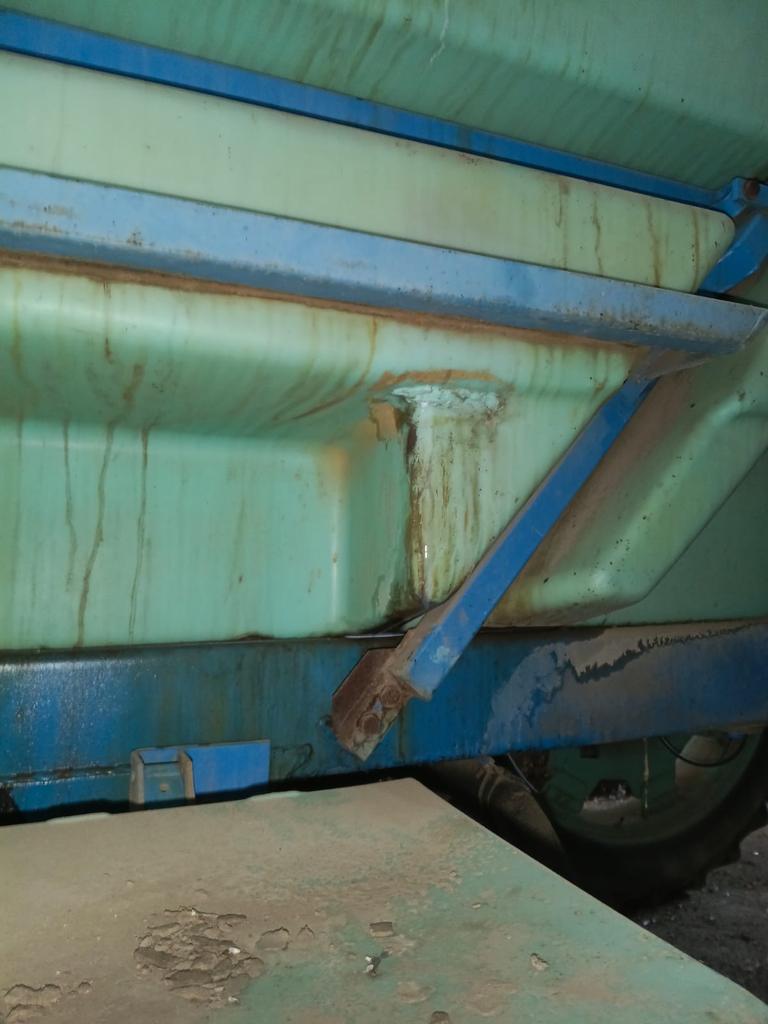 Nádrž postřikovače — Berthoud 3200 L