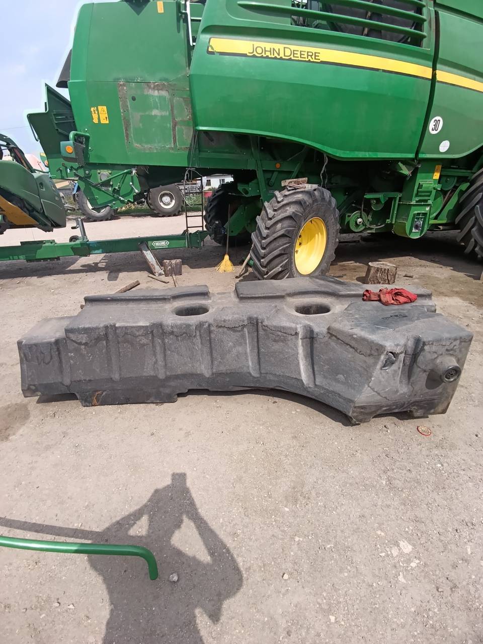 Fotografie 7 z opravy — Oprava palivové nádrže John Deere T660