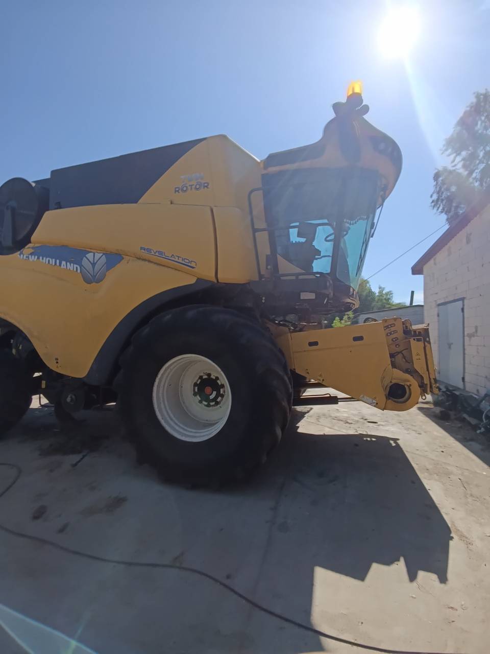 Fotografie 11 z opravy — Oprava palivové nádrže New Holland CR 9.80