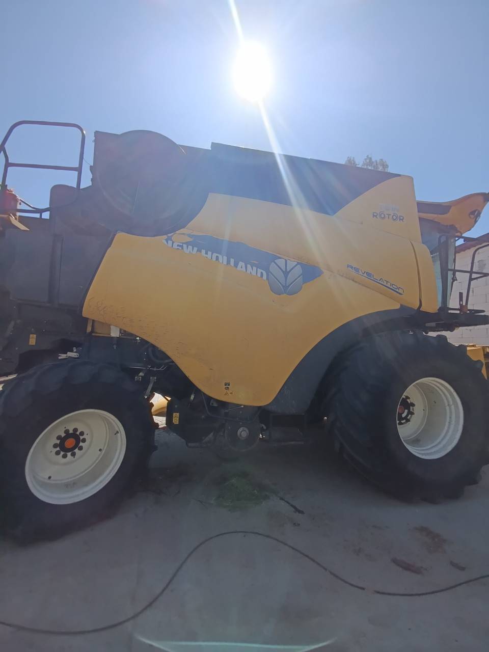 Fotografie 12 z opravy — Oprava palivové nádrže New Holland CR 9.80
