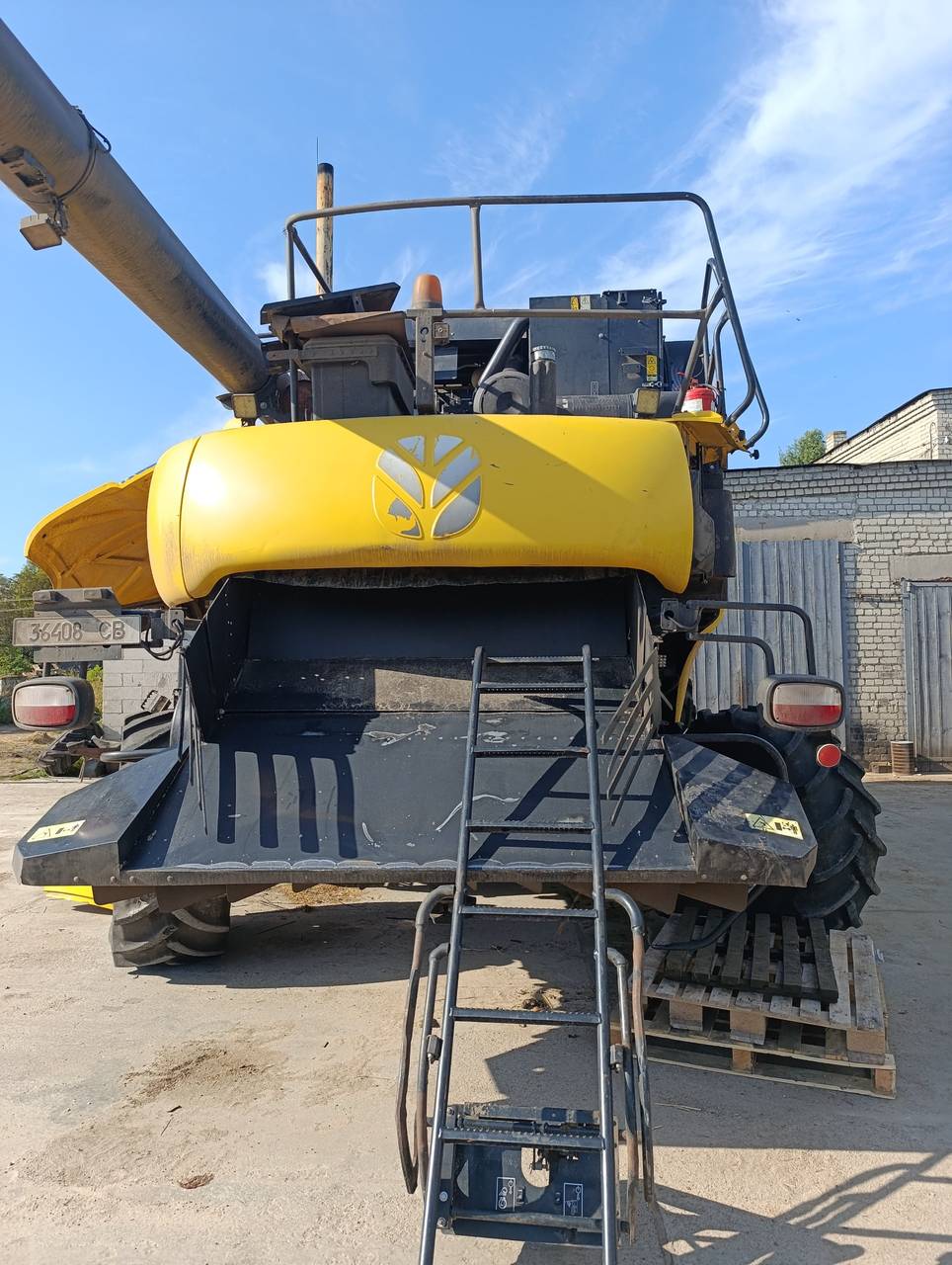 Fotografie 5 z opravy — Oprava palivové nádrže New Holland CR 9.80