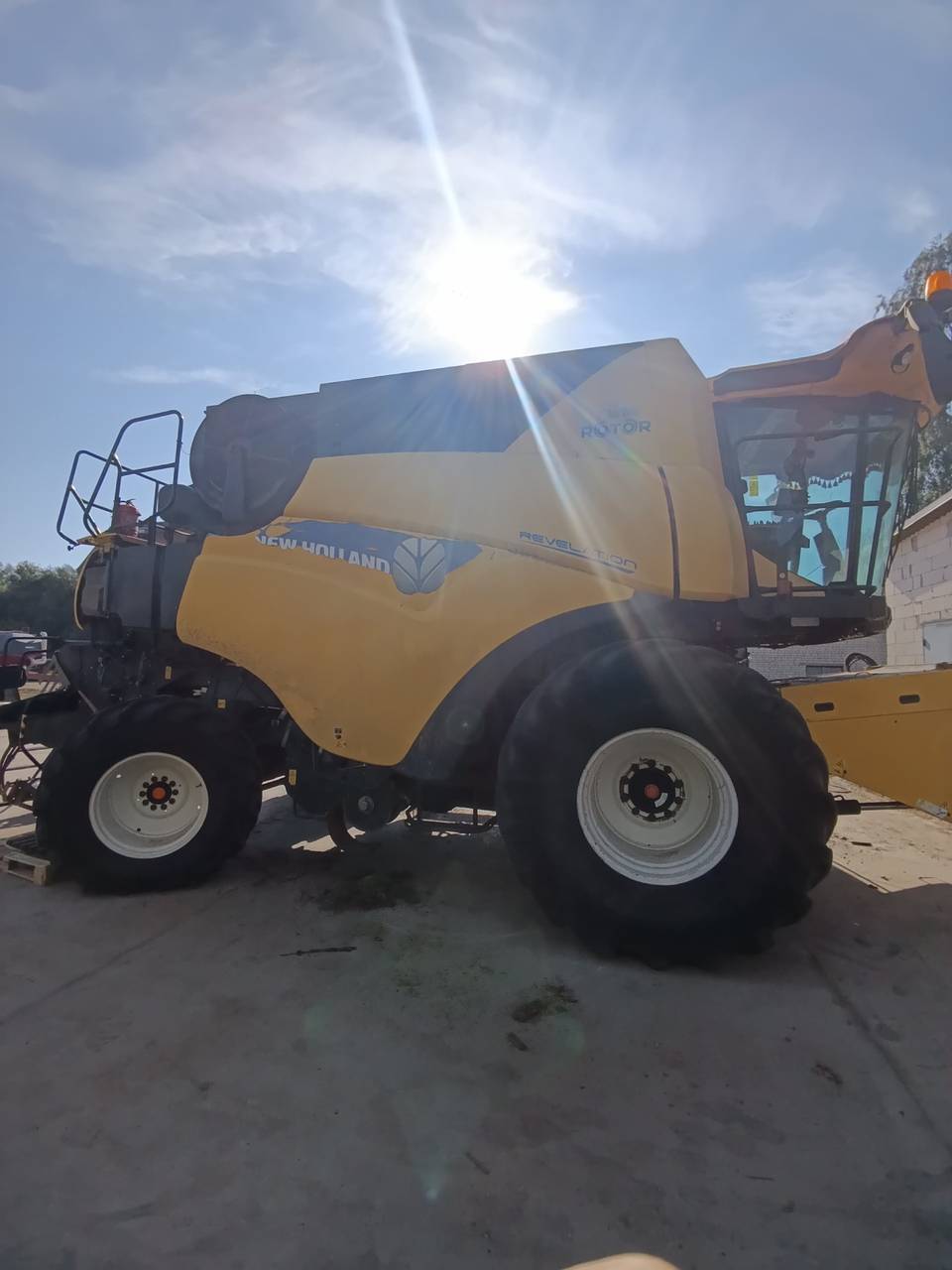 Palivová nádrž — New Holland CR 9.80