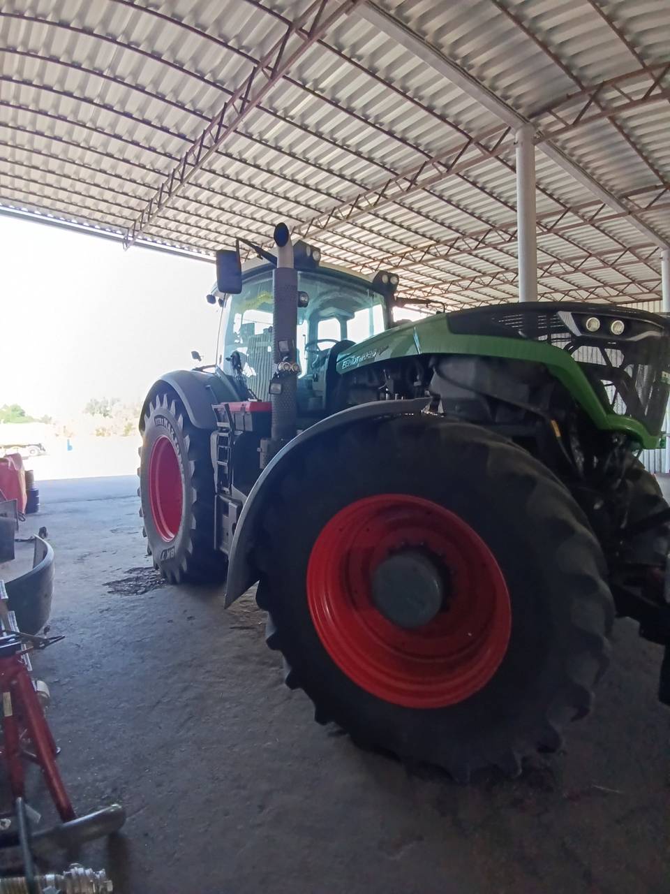 Fotografie 14 z opravy — Oprava palivové nádrže Fendt 4038