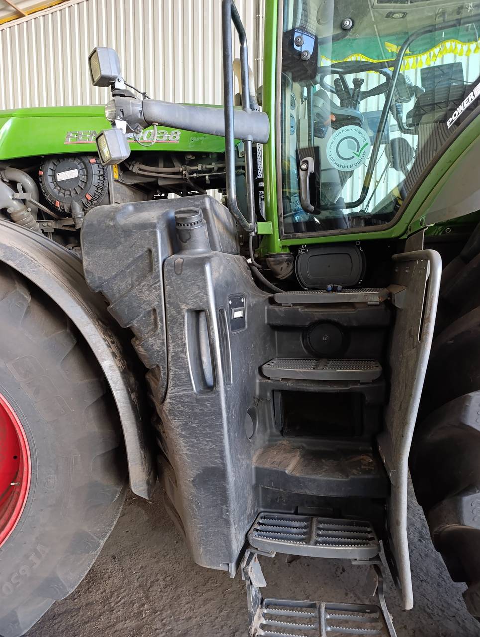 Fotografie 4 z opravy — Oprava palivové nádrže Fendt 4038