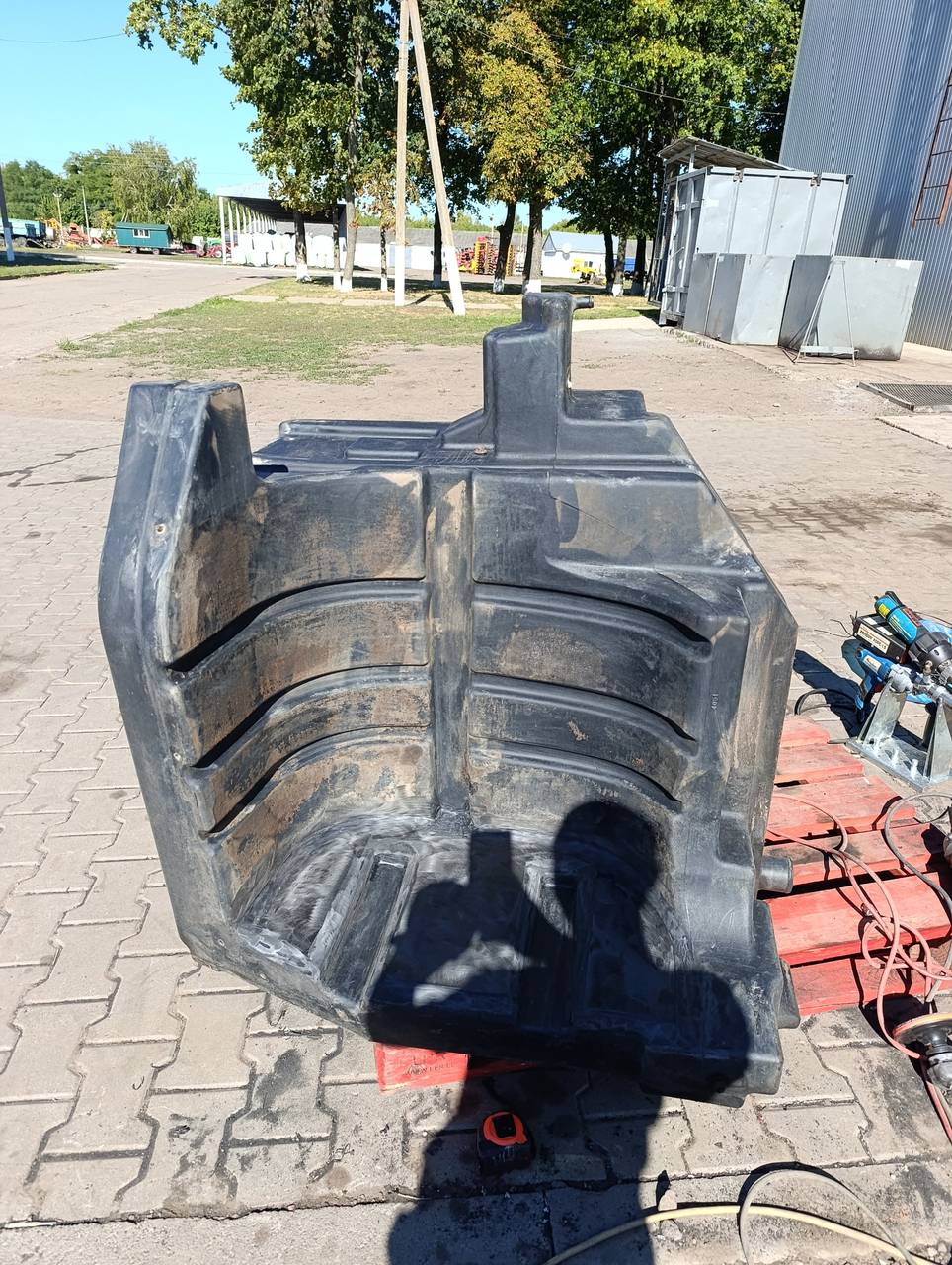 Fotografie 9 z opravy — Oprava palivové nádrže New Holland T8.390 — září 2026