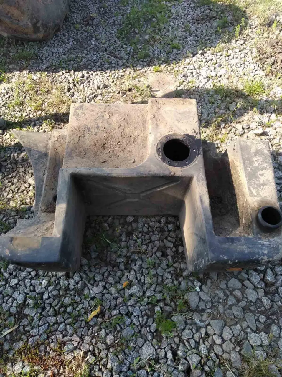 Fotografie 27 z opravy — Oprava palivové nádrže JCB 531-70