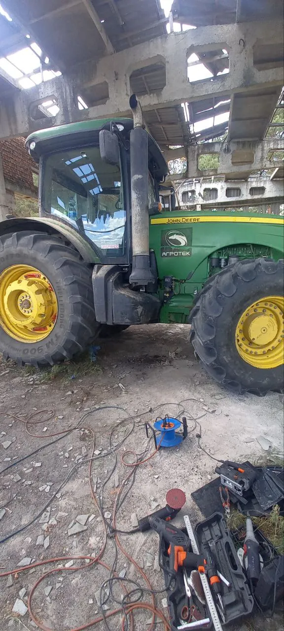 Fotografie 15 z opravy — Oprava palivové nádrže John Deere 8335