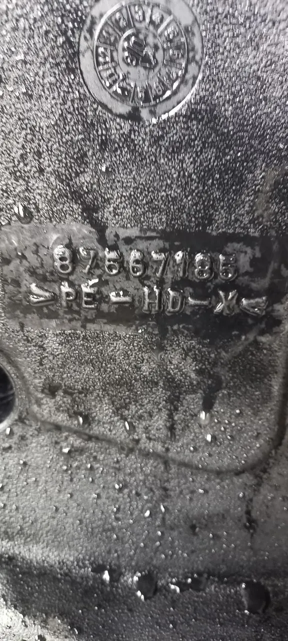 Fotografie 3 z opravy — Oprava palivové nádrže Case 255