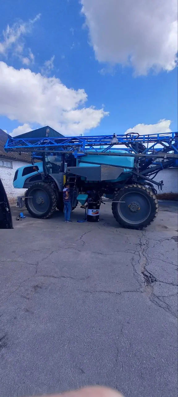 Nádrž postřikovače — Berthoud Rapter