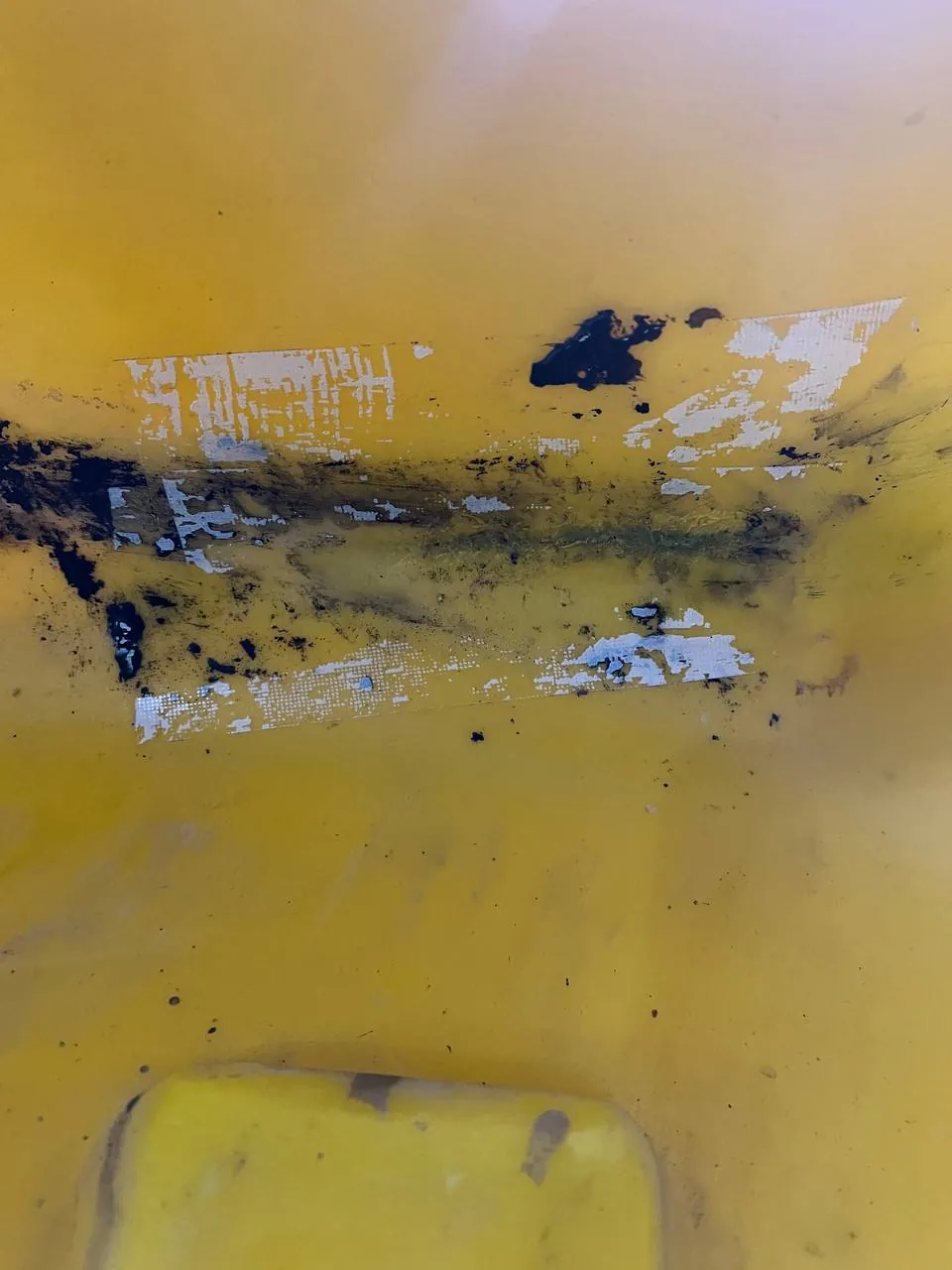 Fotografie 8 z opravy — Oprava nádrže postřikovače John Deere 832